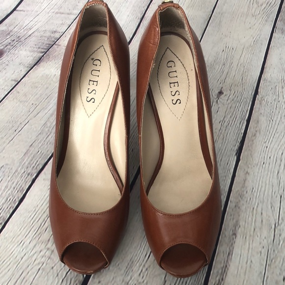 GUESS Peep Toe Heels Size 6.5 - Picture 2 of 5